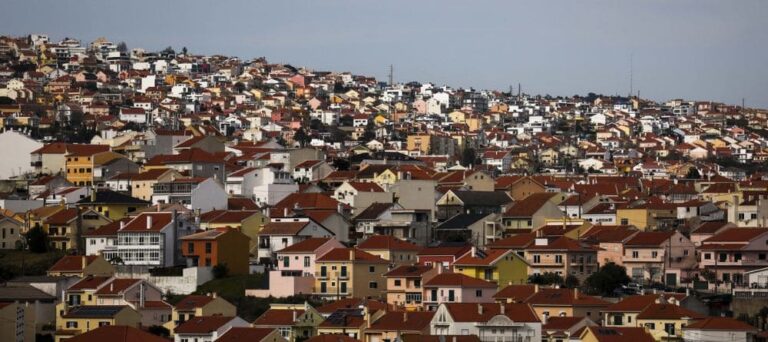 Ficha técnica da habitação quando este documento é necessário